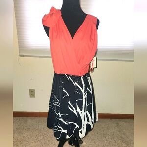 Rachel Roy nwt wrap dress mess strip in back, with pockets!Size 6